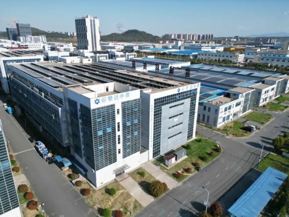 从沙县小吃到全球充电桩之王 这位福建学霸要在上海IPO了